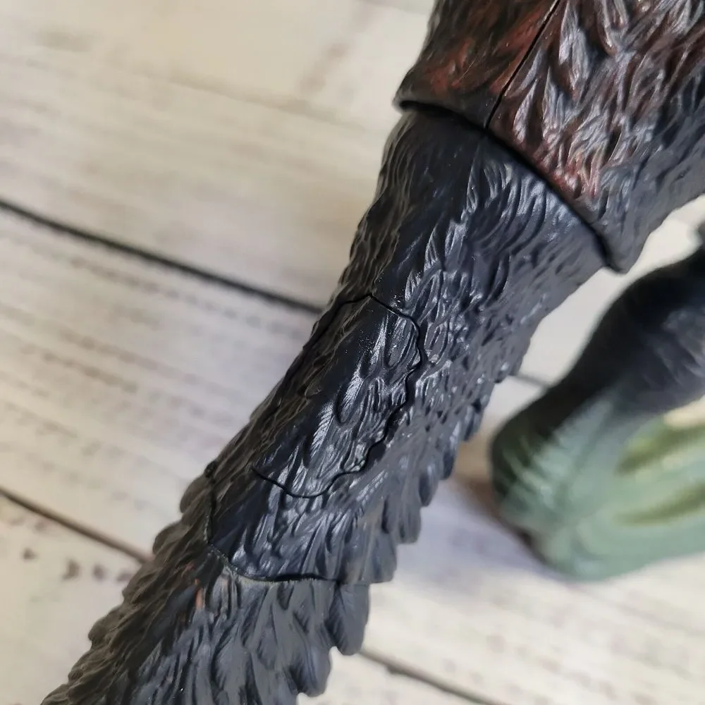 Jurassic World Dominion Therizinosaurus Sound Slashin Dinosaur Works Mouth Moves